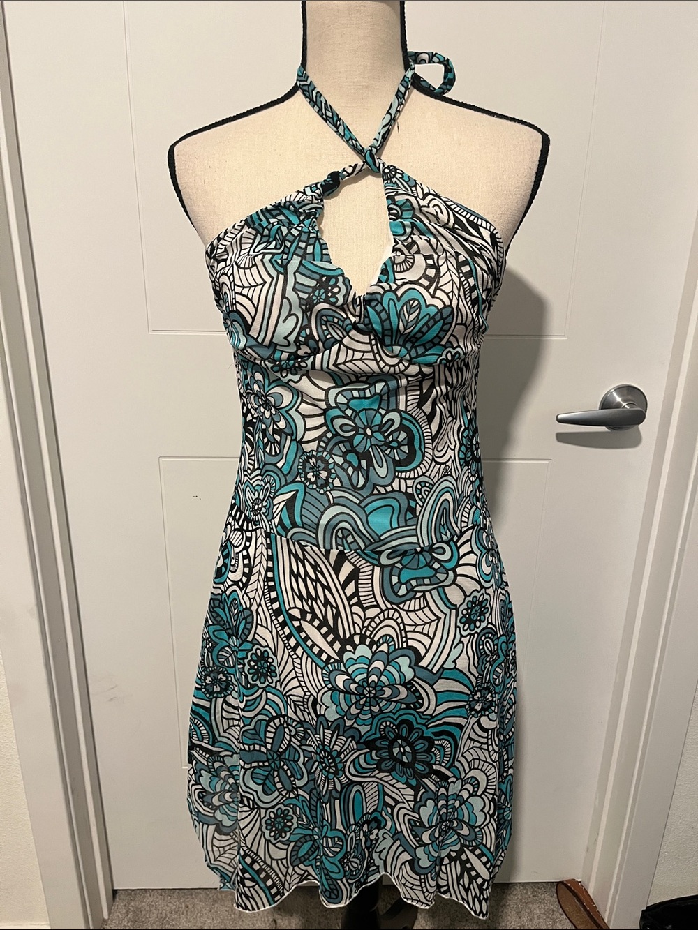 Y2K Charlotte Russe Multicolor Design Halter Front Keyhole Dress 2000’s
